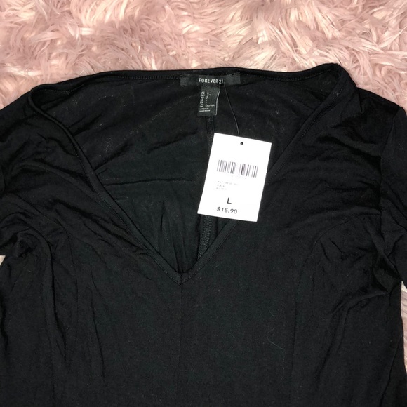 black flowy dress - Picture 3 of 3